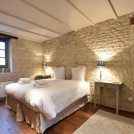 Dom wakacyjny Manor In Normandy With And Pool, Cleaning Included Lantheuil